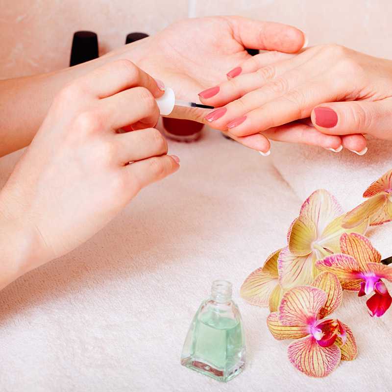 French Polish Change on Hands